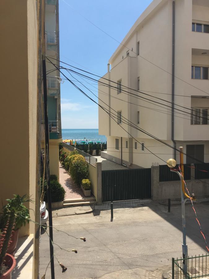 Seaside Apartments Durres Exterior photo